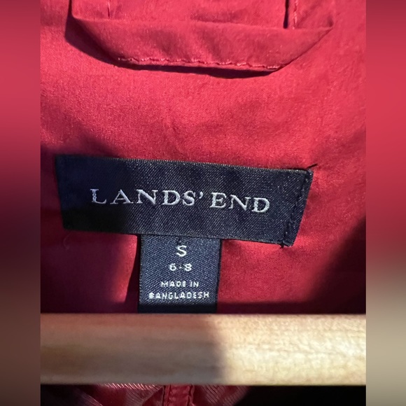 Gorgeous LANDS END Quilted, Snap Jacket -Cranberry Color, Brown Trim & POCKETS!! - Picture 2 of 12